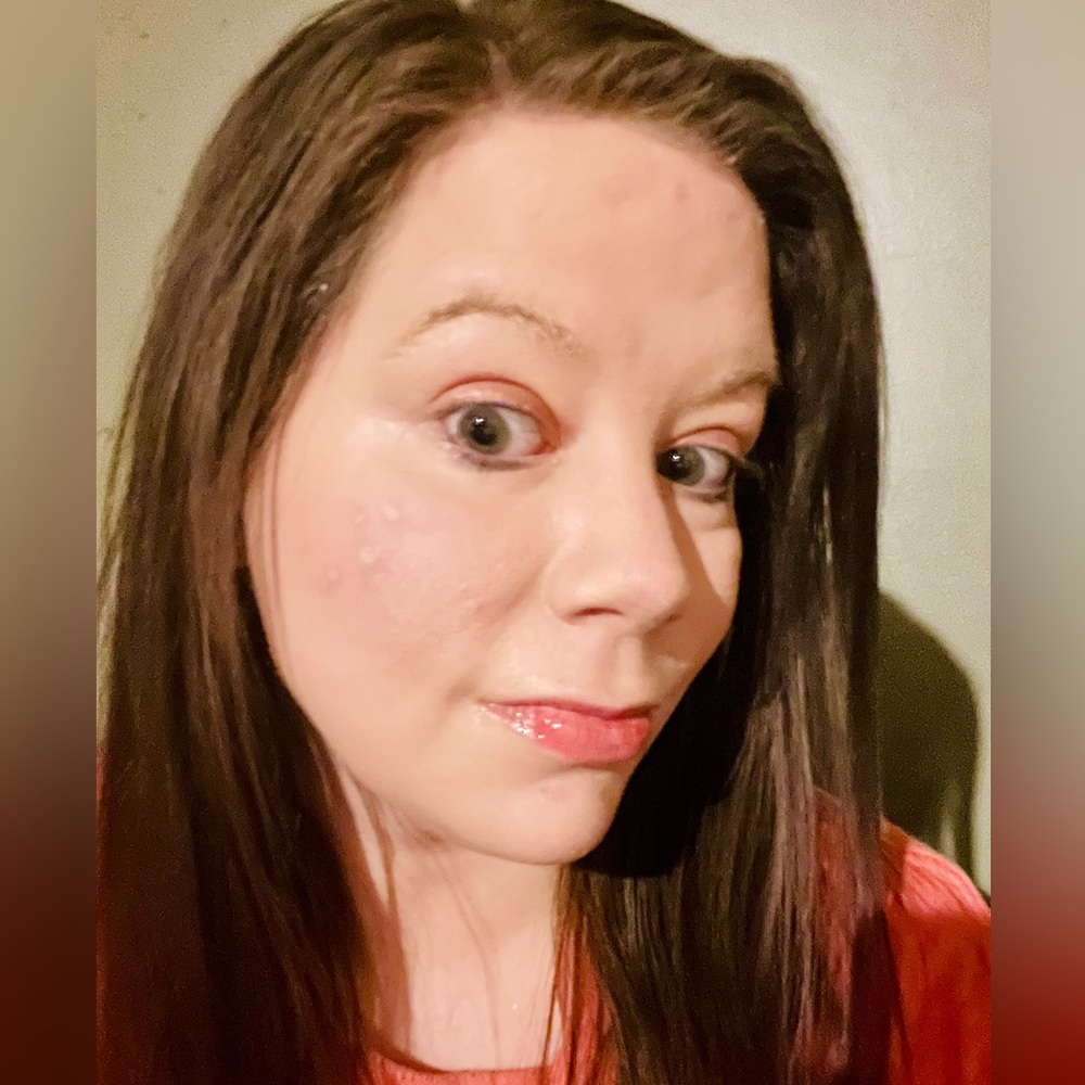 Meet your Posher, Candice